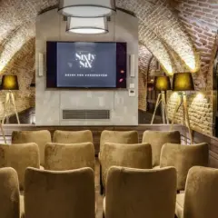Hotel Sixty Six Warszawa: Przyczyny zamknięcia i przyszłość