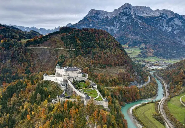 Austria: Najpiękniejsze miejsca - od Alp po miasta. Twój przewodnik