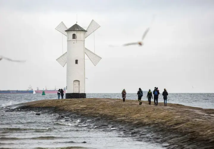 Świnoujście: 44 wyspy, plaża i atrakcje. Co warto zobaczyć?