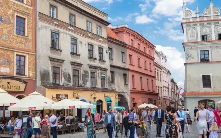 Odkryj Polskę: Najlepsze miasta na niezapomniany wyjazd