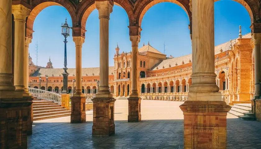 Andaluzja: Odkryj perły regionu i zaplanuj podróż marzeń