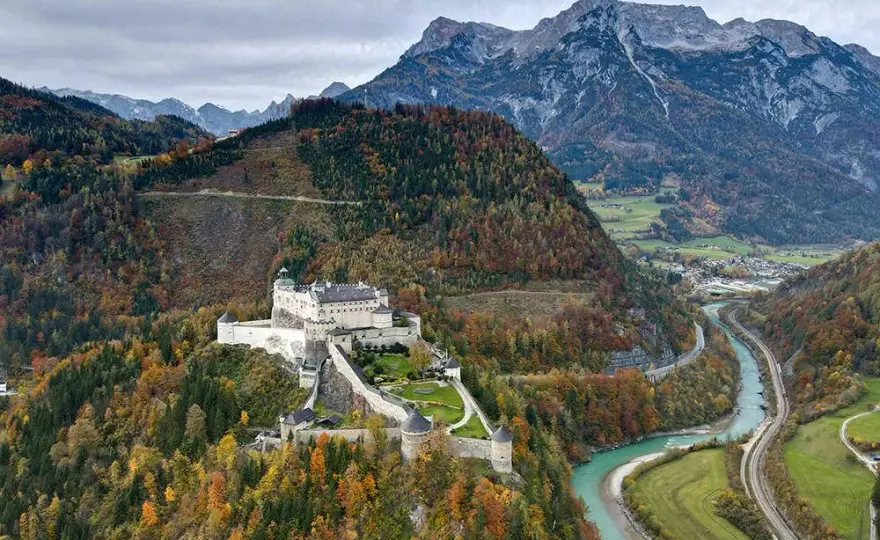 Austria: Najpiękniejsze miejsca - od Alp po miasta. Twój przewodnik