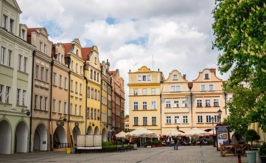 Jelenia Góra: Atrakcje miasta i okolic - przewodnik po Karkonoszach