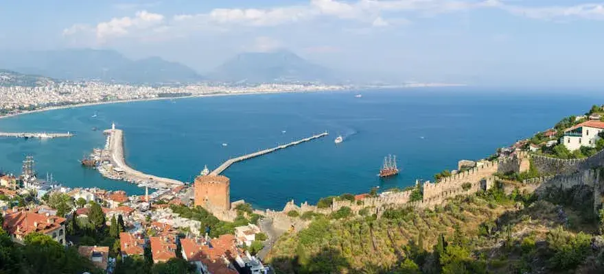 Alanya: Co zwiedzić? Odkryj atrakcje, historię i naturę