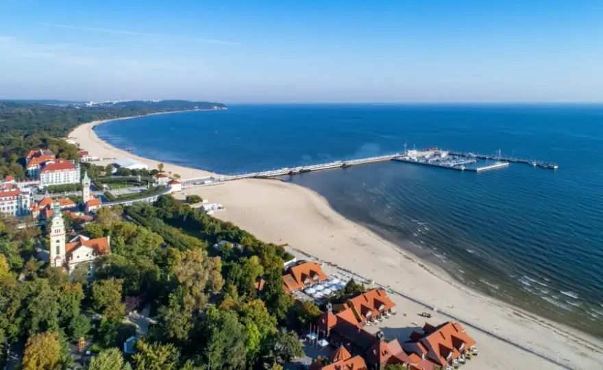 Najpiękniejsze miejsca nad polskim morzem: TOP 5 plaż i perełek