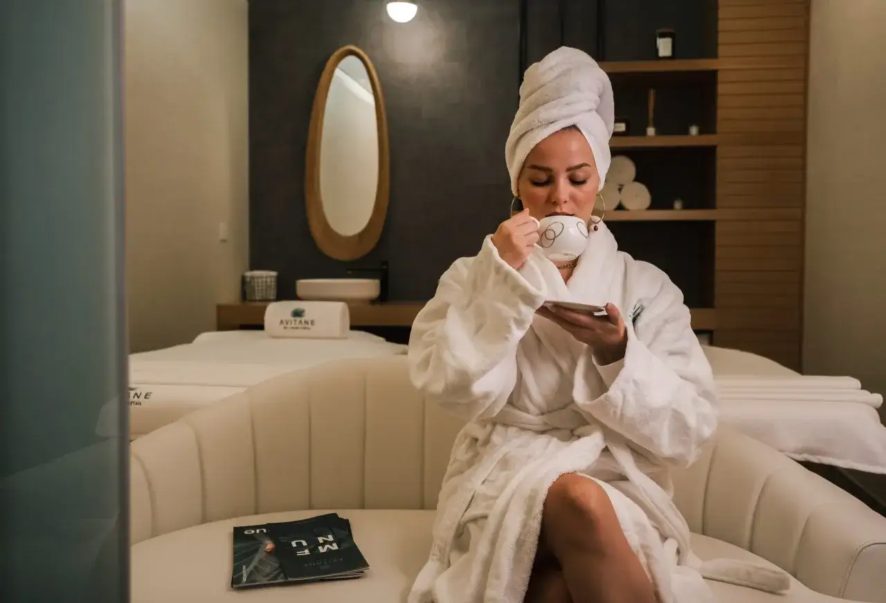 Zdjęcie Jak ubrać się do spa? Przewodnik po hotelowym relaksie bez stresu